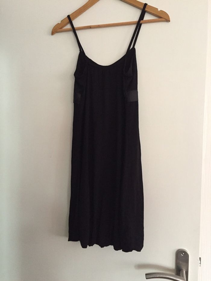 Robe noire Cache Cache Taille 38 - photo numéro 3