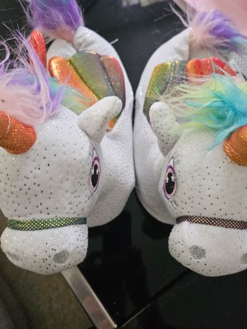 Pantoufle licorne neuve marque tex pointure 37.38