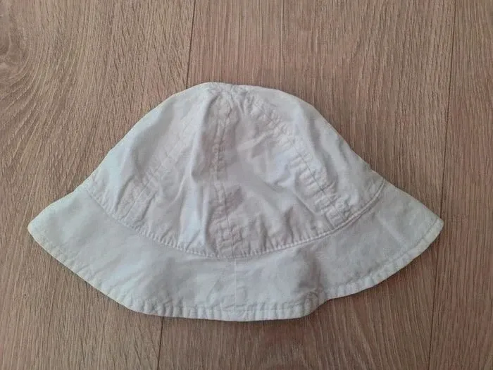 Chapeau blanc fille 18 36 mois - photo numéro 2