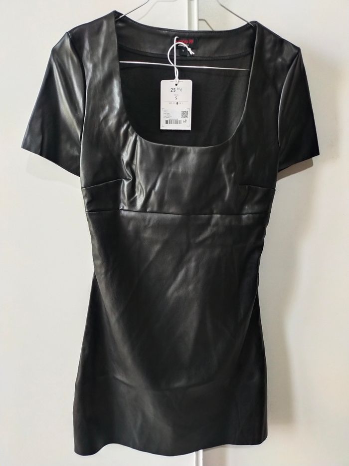 Robe noir Jennyfer taille S soit 36/38