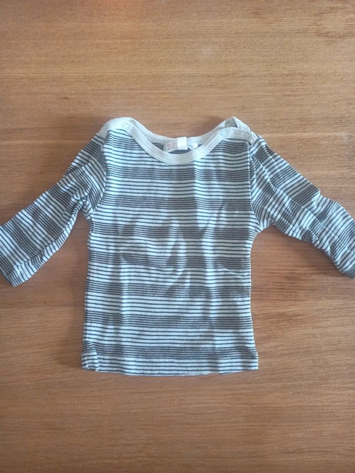 Lot 2 t-shirts manches longues 3 mois - photo numéro 2