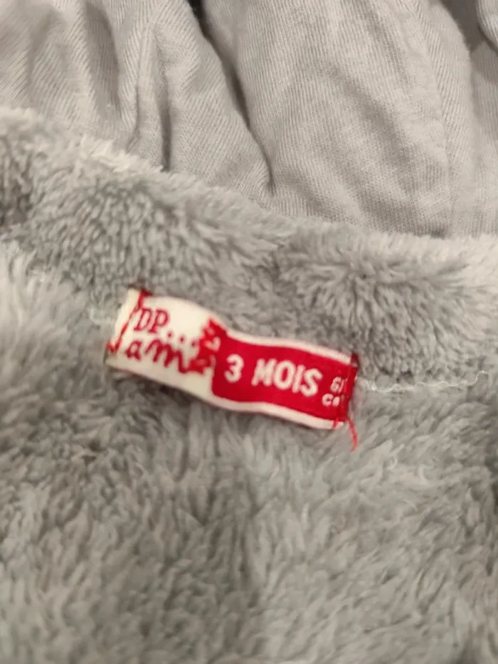Veste douce et chaude ourson DPAM 3 mois neuve - photo numéro 6