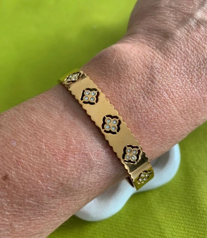 Bracelet jonc trèfle à quatre feuilles en acier inoxydable doré - photo numéro 8