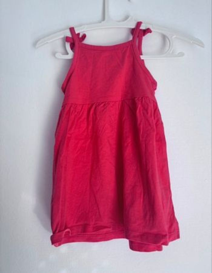 Robe rouge 9 mois - photo numéro 2