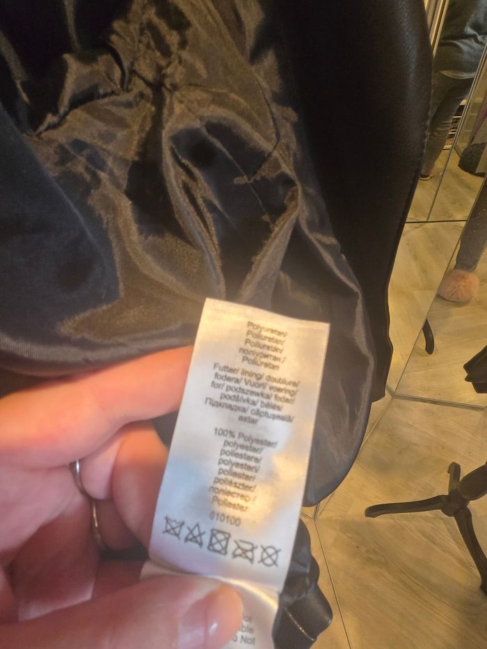 Veste perfecto noire en simili à volants T.44/46 - photo numéro 8