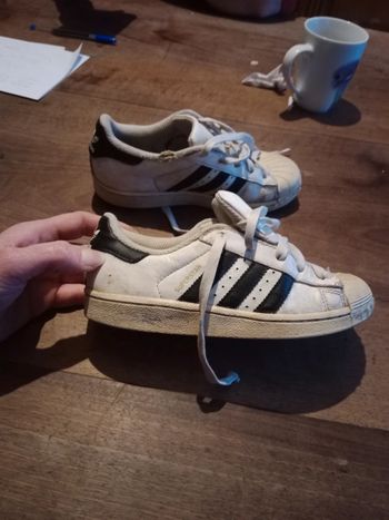 Basket adidas vintage mixte 32