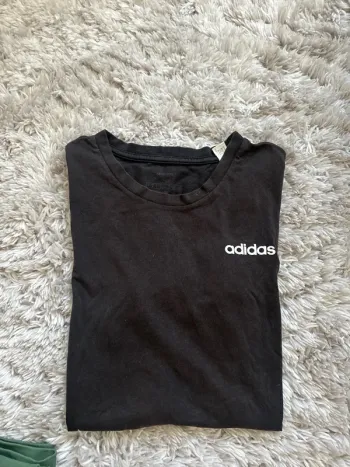 Tee  shirt adidas
