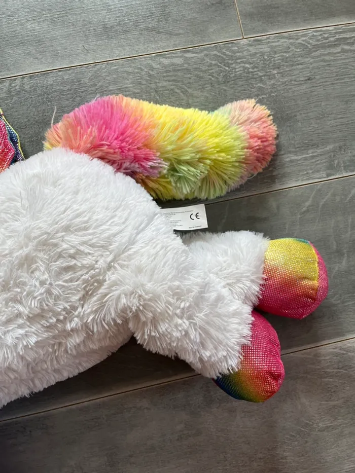 Peluche licorne arc en ciel - photo numéro 4