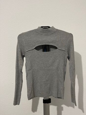 Pull fin élégant – Ouverture devant (H&M) – Taille M