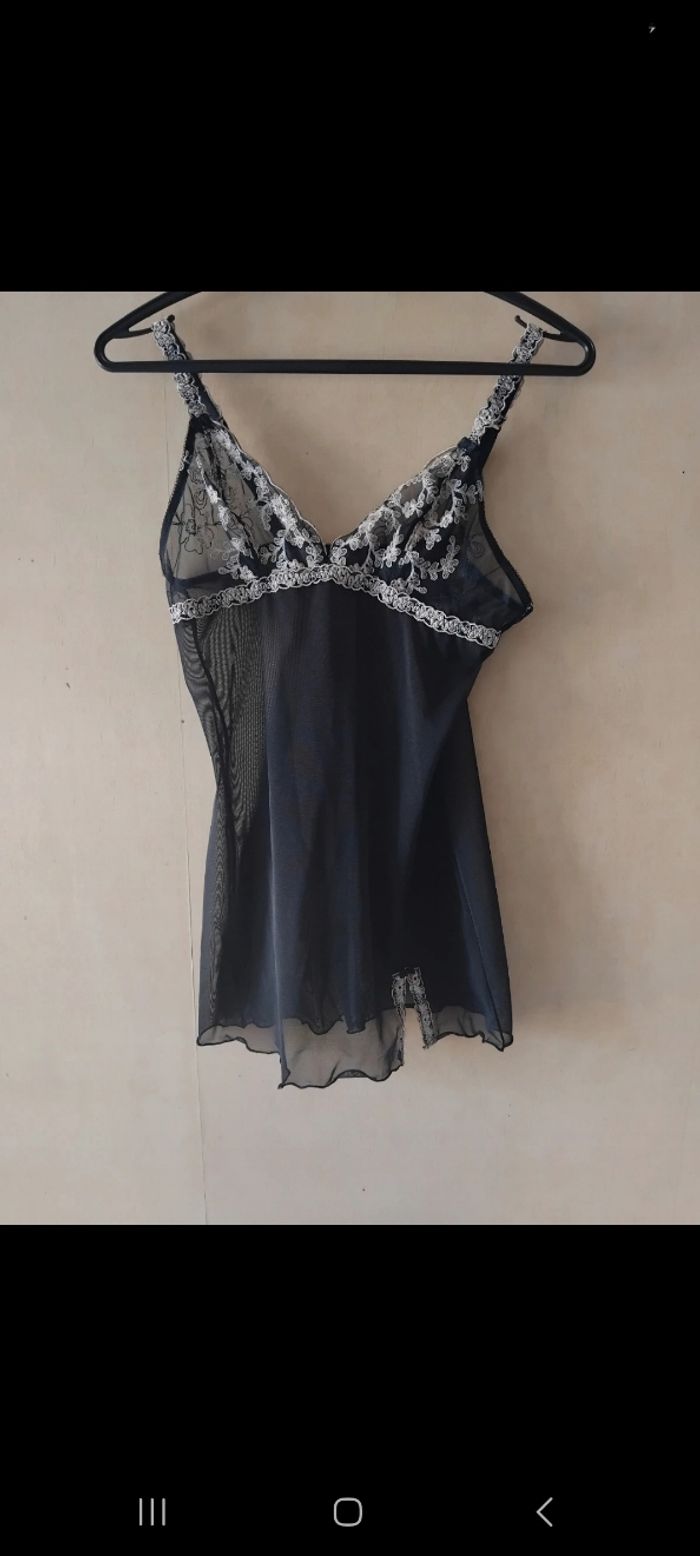 Nuisette transparente noir taille 95b