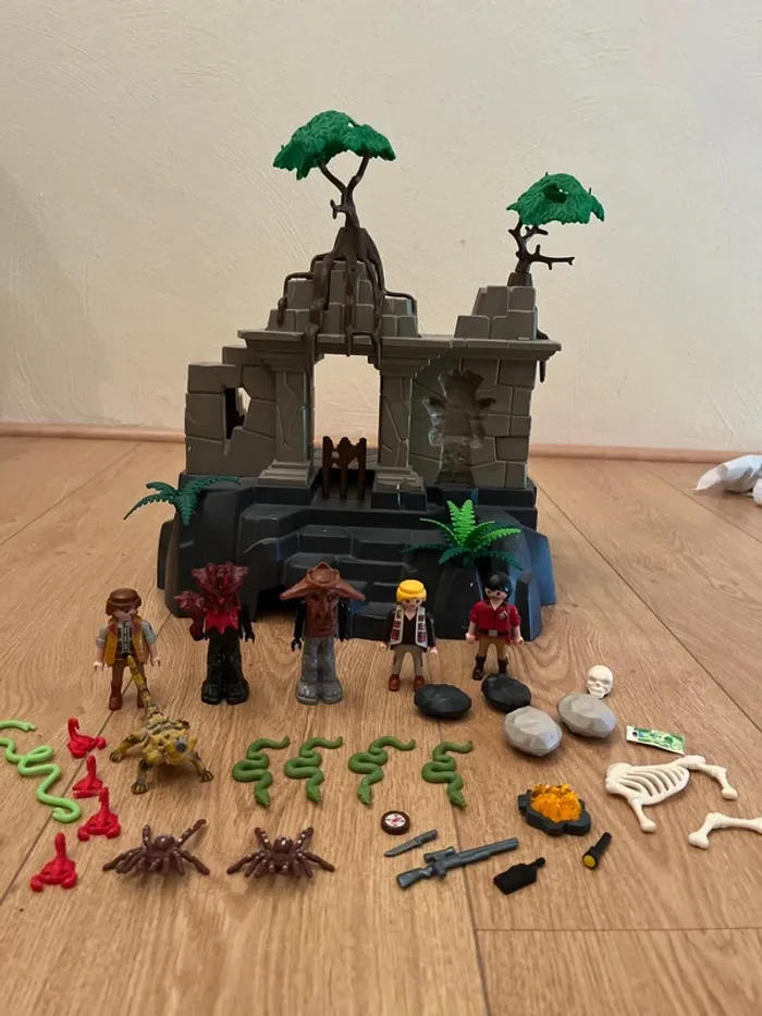 Playmobil, temple du trésor avec gardien