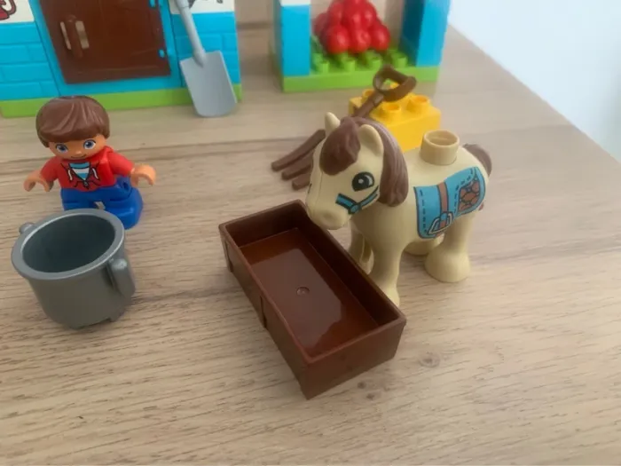 Le poney club de la ferme Lego Duplo 10868 - photo numéro 2