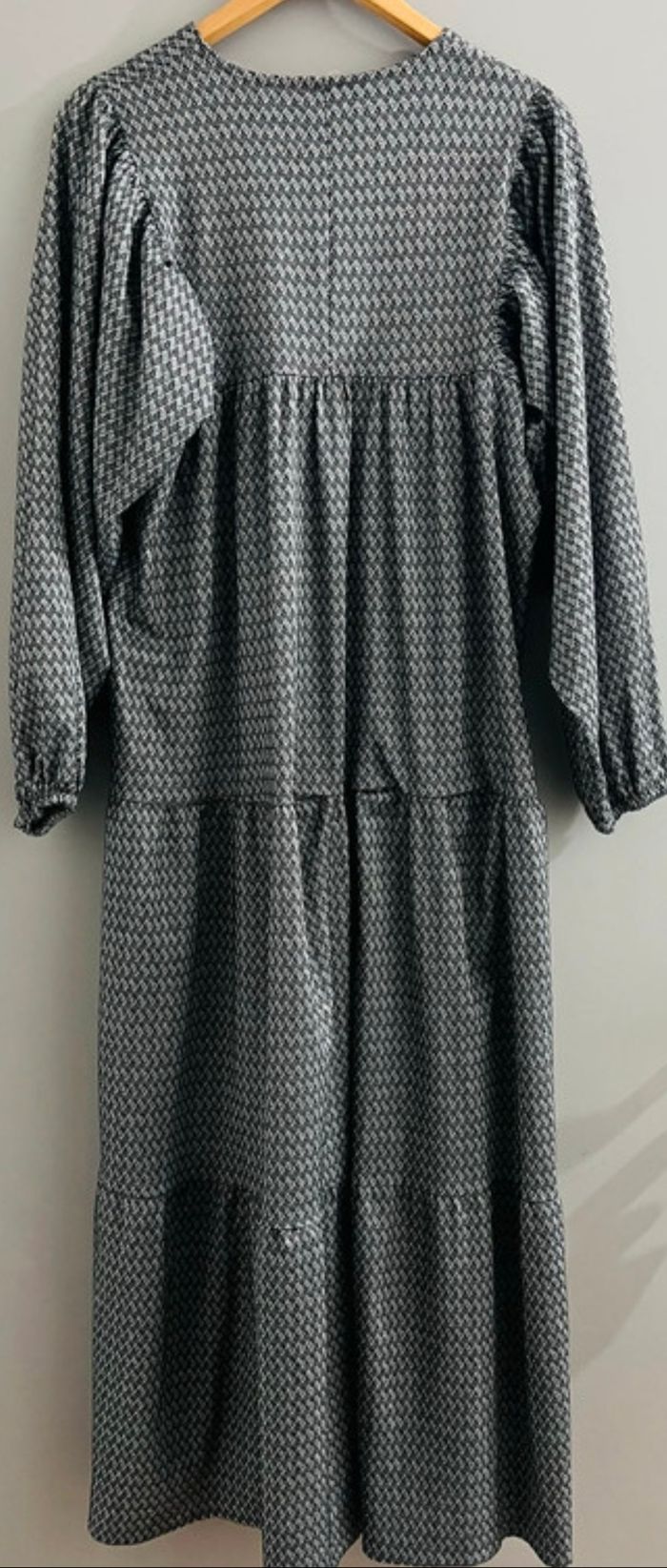 Abaya Robe longue manches longues noir/gris Taille 44 - photo numéro 6