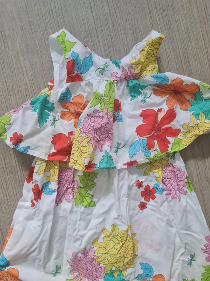 Robe 3 ans très bon etat - photo numéro 3