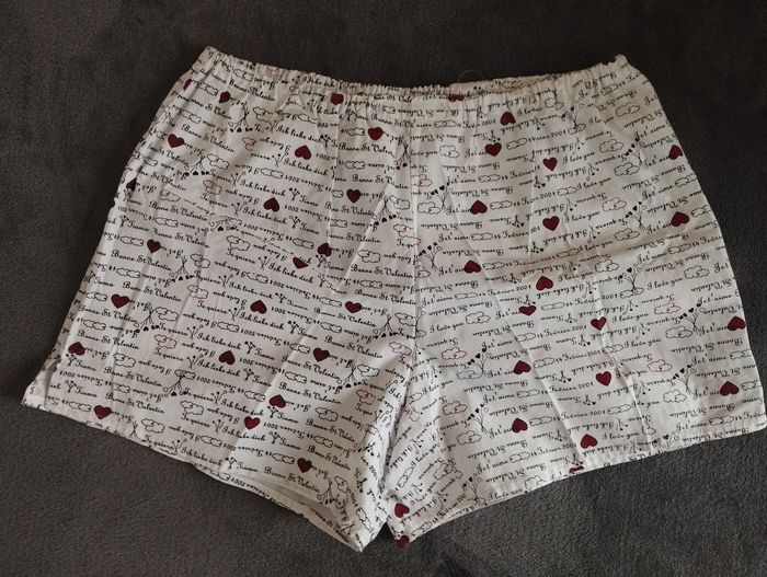 Ensemble pyjashort femme 40/42 💕 - photo numéro 3