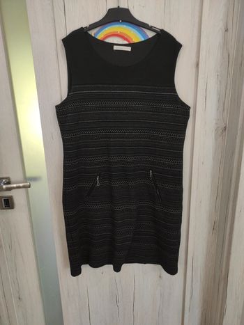 Robe chic taille 42 Armand Thiery