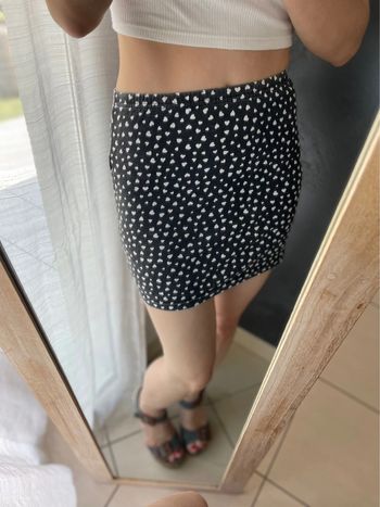 Mini jupe moulante noir et blanche