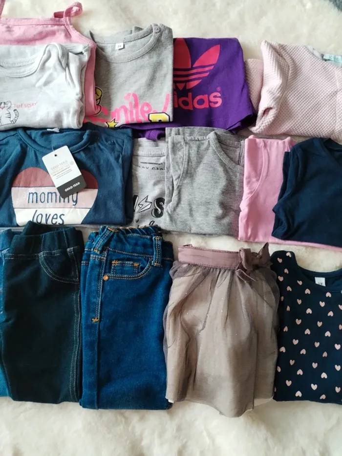 Lot vêtements fille 9 mois - photo numéro 3