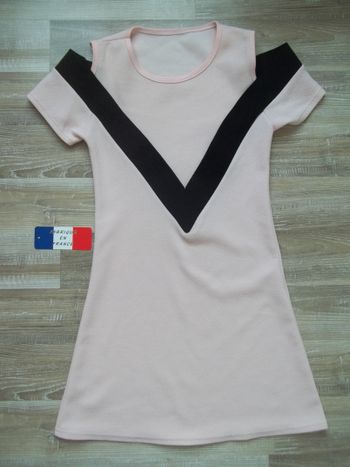 Robe chevron rose et noir 12 ans