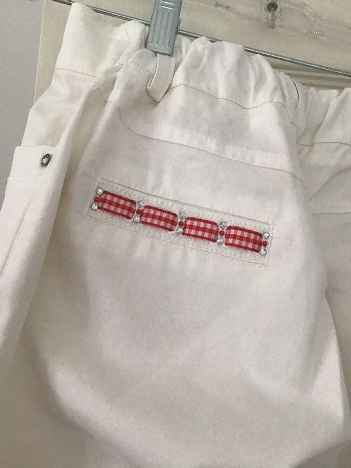 Pantalon blanc idéal pour l’été , taille petit 44 note 50  je liquide une partie du dressing - photo numéro 3