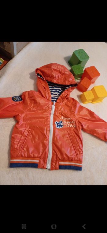 Imperméable réversible bébé taille 3 mois