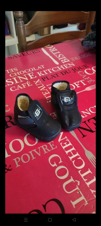 Chaussures taille 17