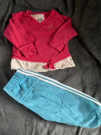 Ensemble jogging Adidas bébé fille 18m