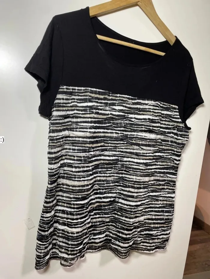 T shirt femme imprimé taille 44 - photo numéro 3