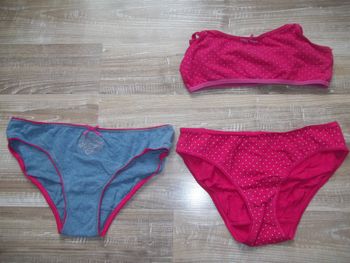 2 culottes + brassière Tex 10/12 ans