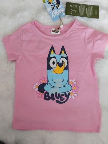 Tee-shirt fille rose Bluey neuf 3 ans