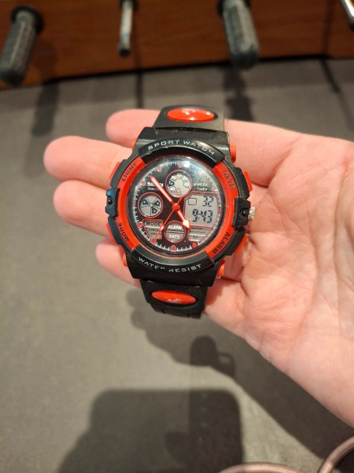 Montre - photo numéro 4