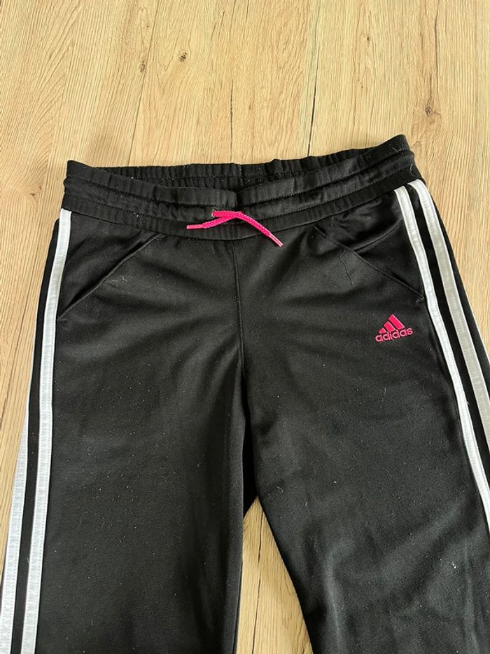 Jogging adidas taille 12 ans