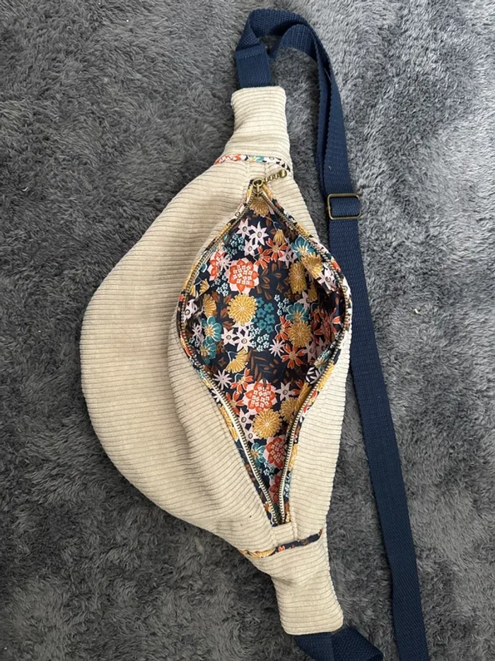 Sac banane fait main - photo numéro 2
