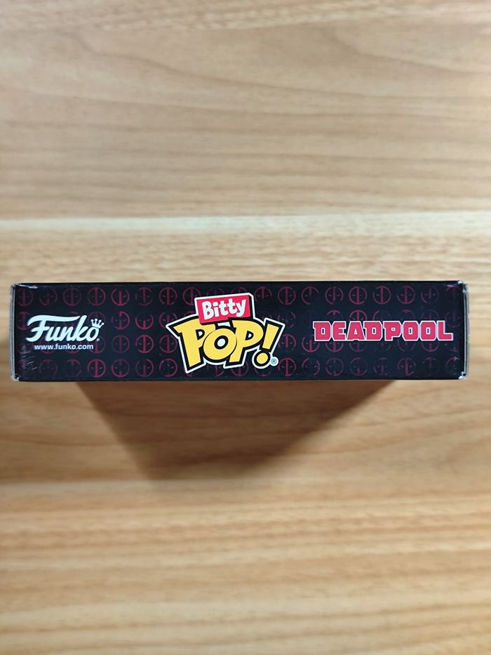Boîte 4 Bitty Pop! Deadpool - Bathtime, Flamenco, Supper Hero + Mystère ! - photo numéro 9