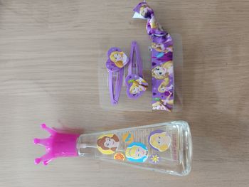 Parfum et barrette princesse Disney