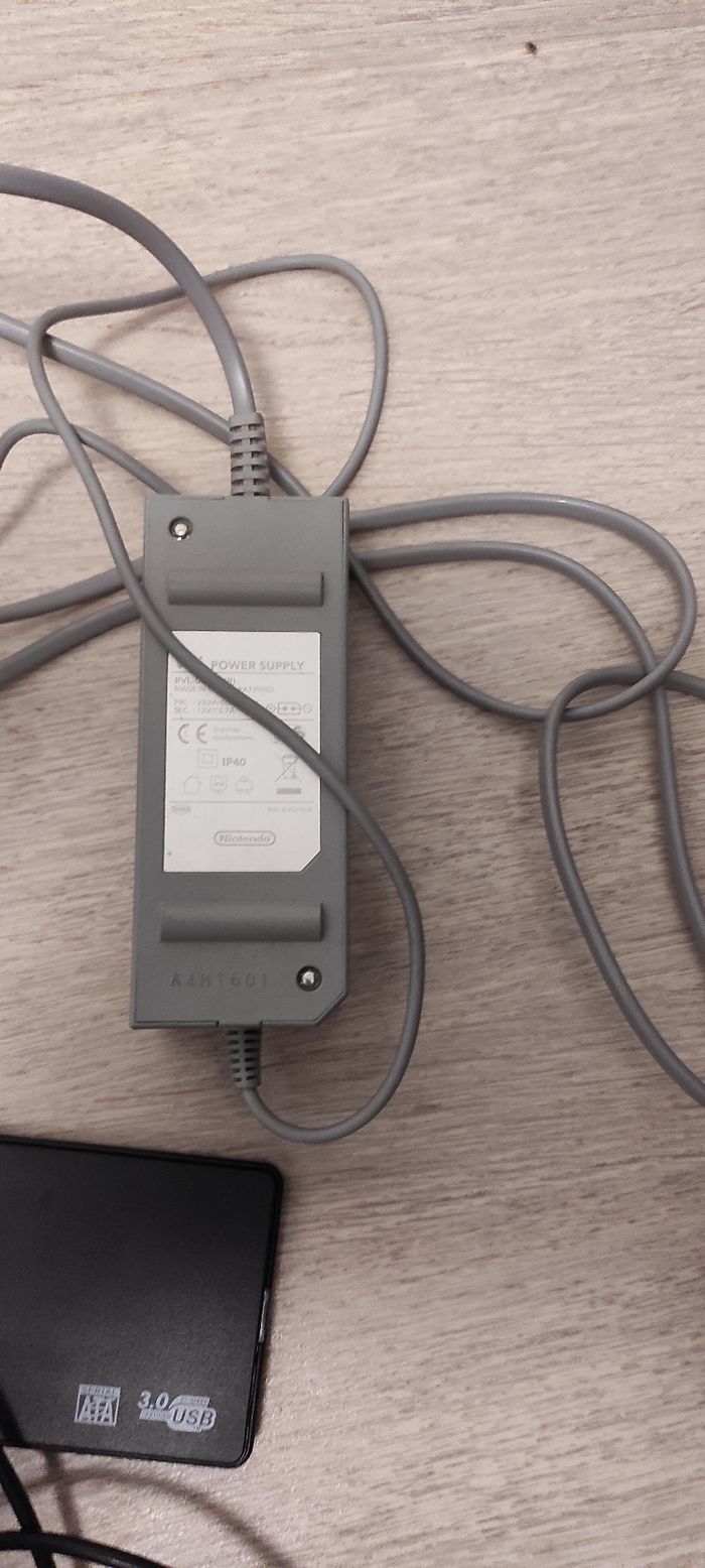 Nintendo Wii complète avec disque dur - photo numéro 5