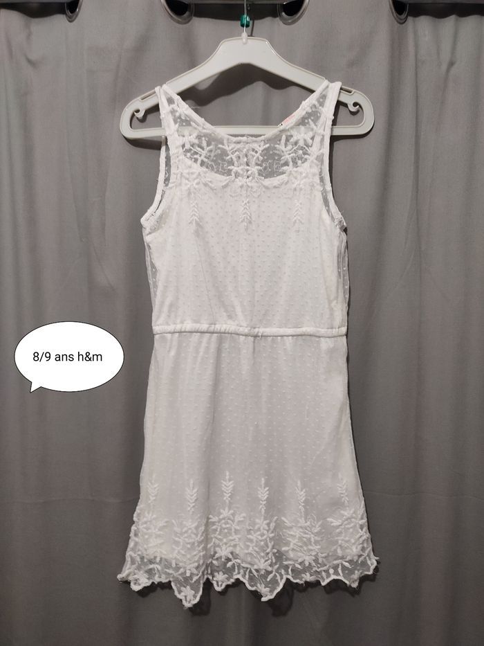 Robe dentelle 8/9 ans