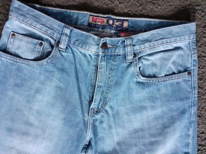 Jeans C&A taille 36/30 - photo numéro 2