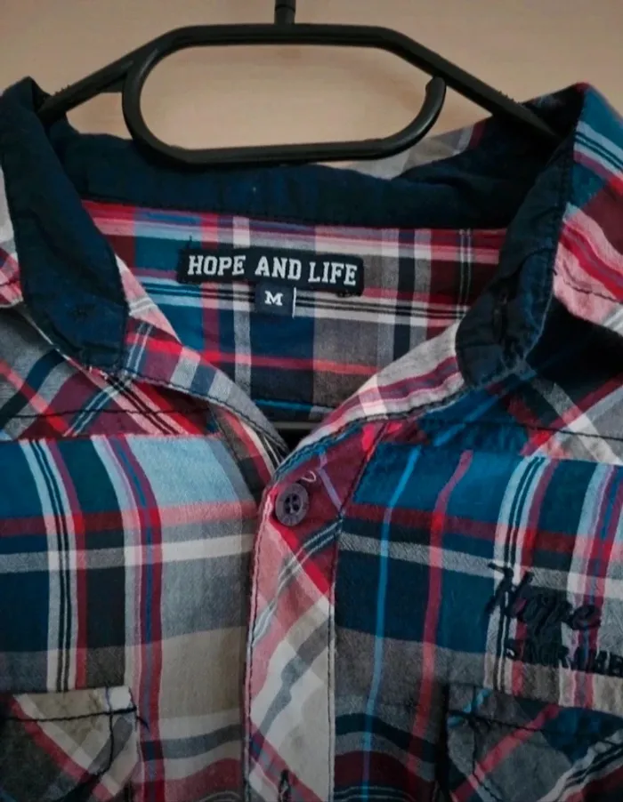 Chemise a carreaux - photo numéro 3