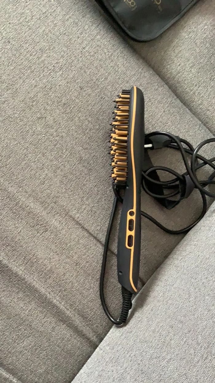 Broche chauffante lissant - photo numéro 5