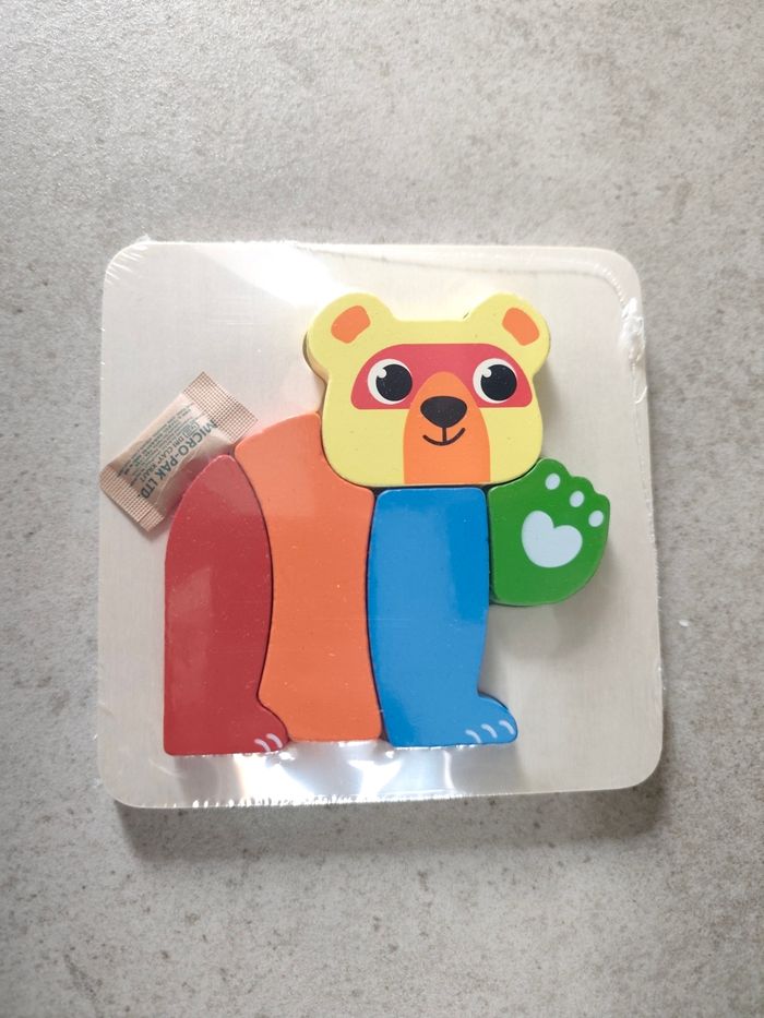Puzzle en bois ours