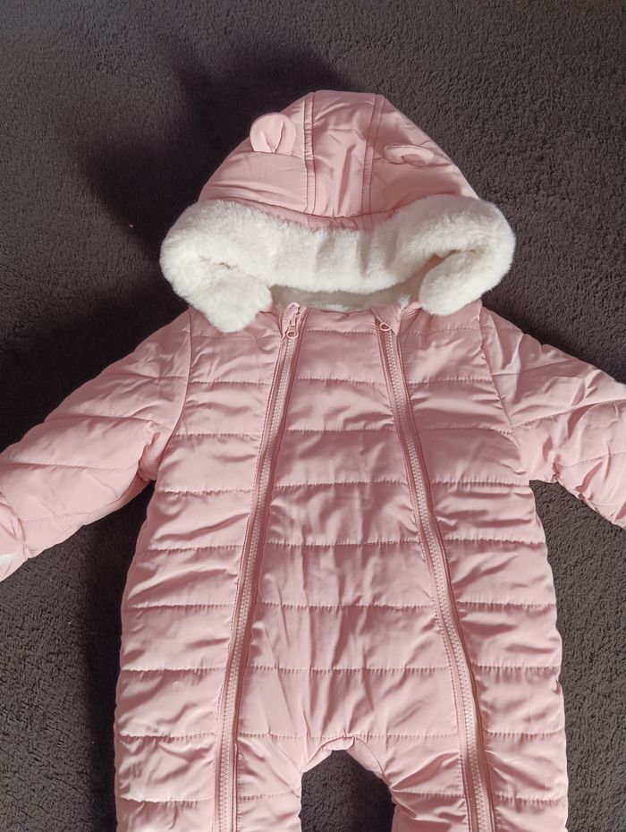 Combi pilote bébé  fille 3 mois - photo numéro 2