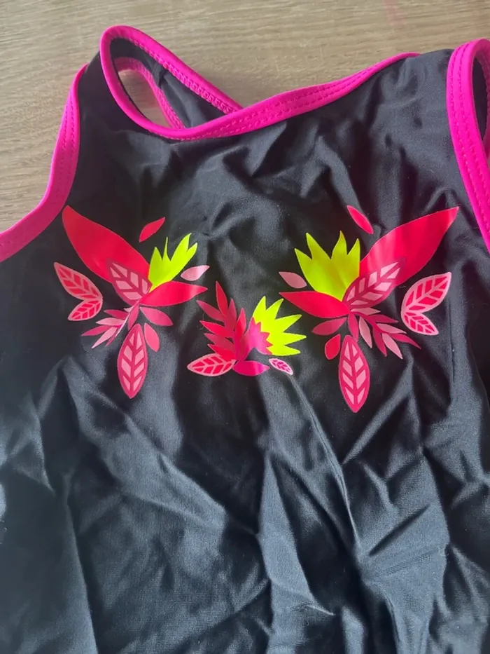 Maillot de bain 1 pièce fille - photo numéro 2