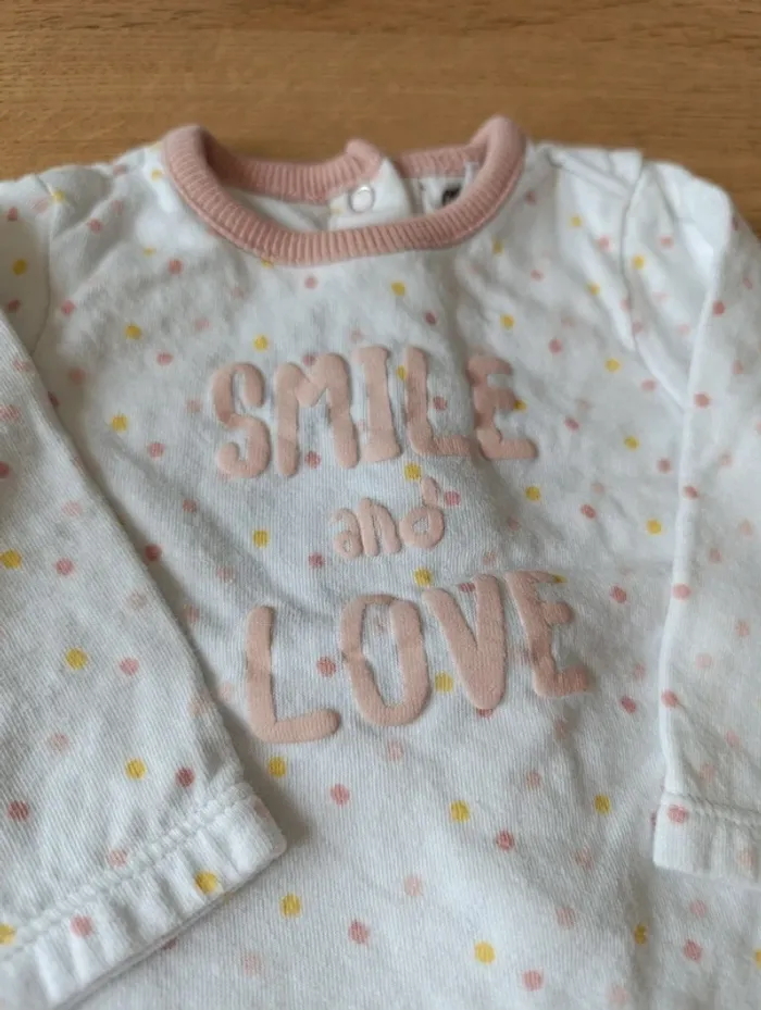 Ensemble bébé fille taille 3 mois - photo numéro 2