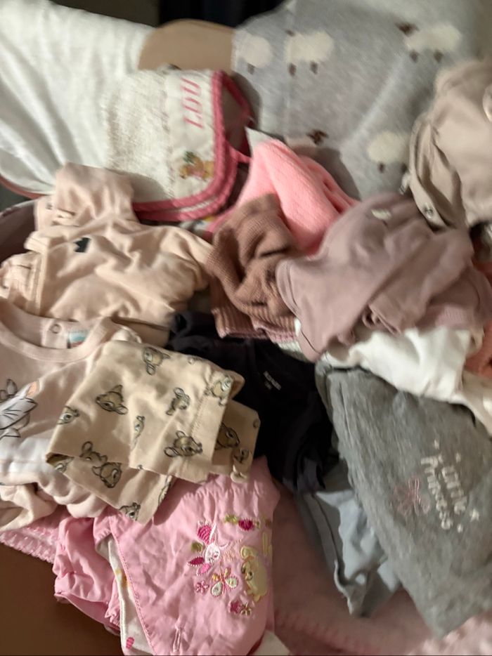 Lot de vêtements pour filles - photo numéro 4