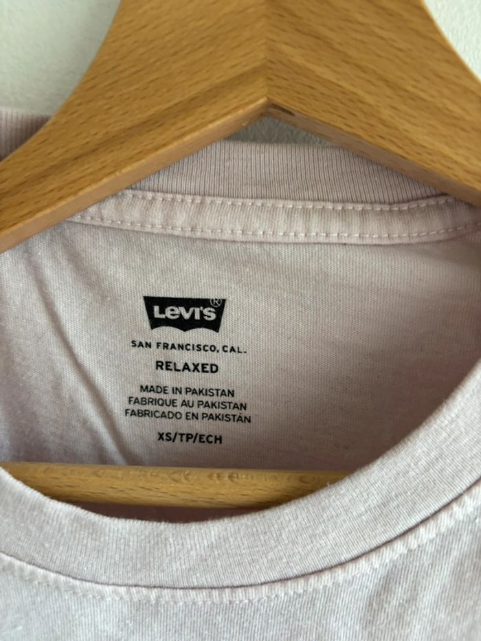 T’shirt Lévis - photo numéro 3