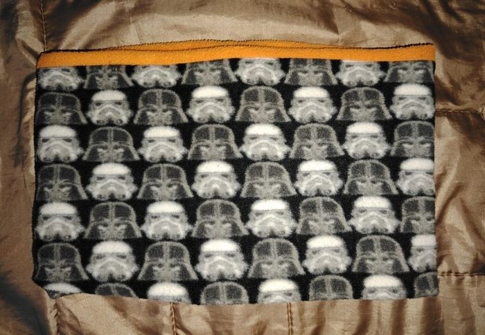 cache cou star wars disney taille 8/10 ans