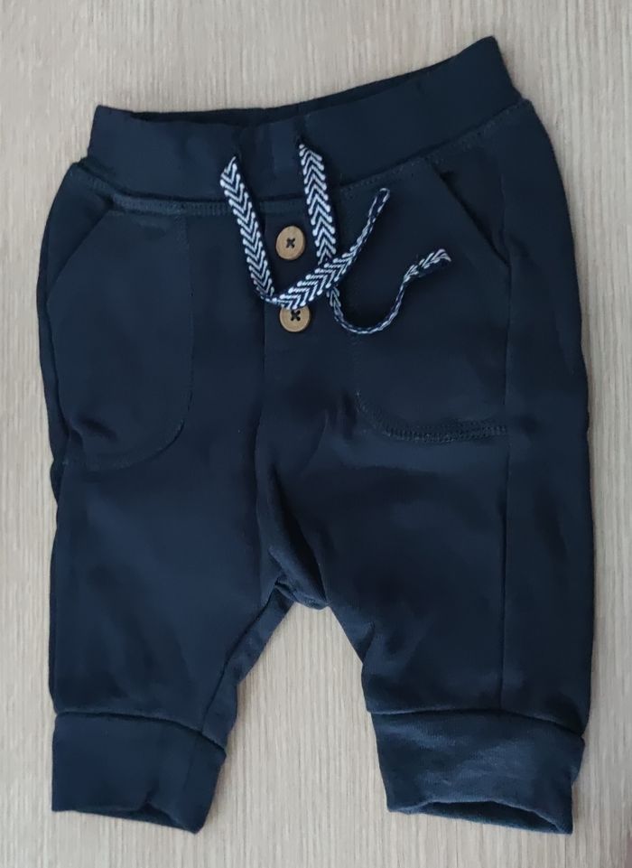 Pantalons - photo numéro 4