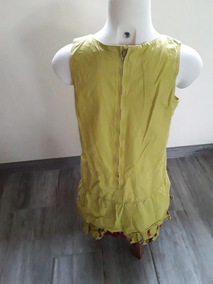 Robe 8 ans (126 cm) - photo numéro 4