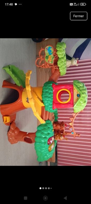 Cabane dans les arbres tut tut animo